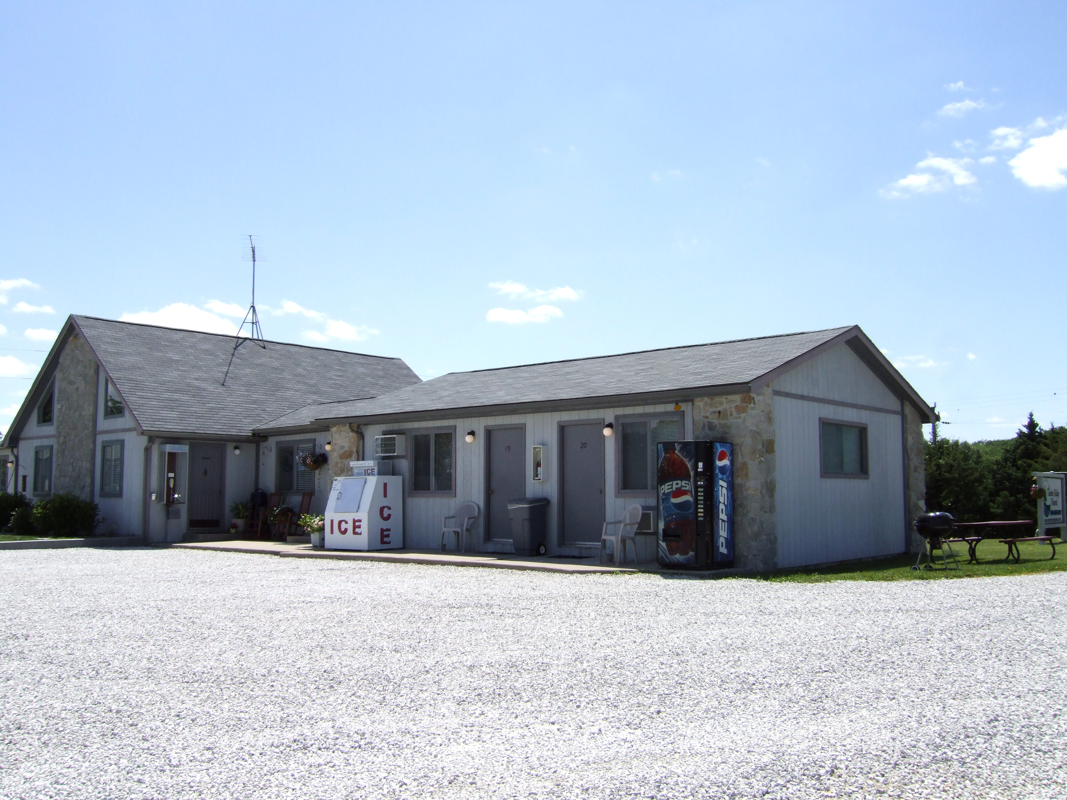 Timber Ridge Resort near Mark Twain lake, affordable